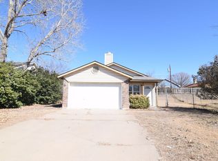 1910 Dickens Dr, Killeen, TX 76543