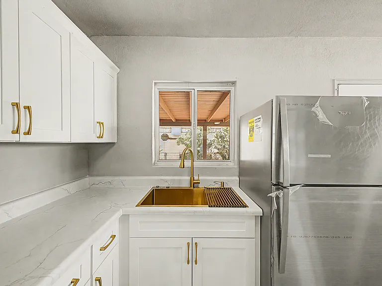 3107 N 25th Dr — Photo 10