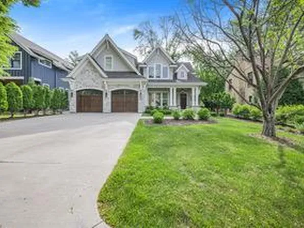 5433 Oaklawn Ave, Edina, MN 55424