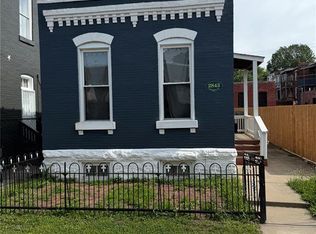 2843 Chippewa St, Saint Louis, MO 63118