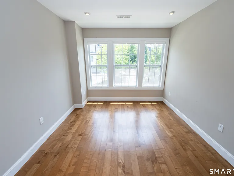 19 Orwich Ct #19 — Photo 6