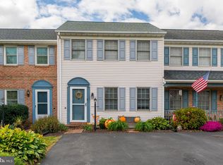 7 Brookfield Rd, Lititz, PA 17543