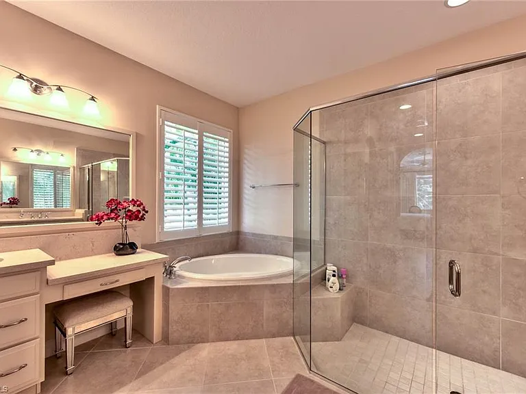 7755 Martino Cir — Photo 16