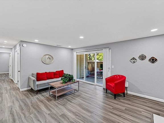 5th image of 5696 Makati Cir APT D