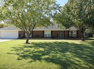 6802 Sun Meadow Ln, Lake Charles, LA 70605