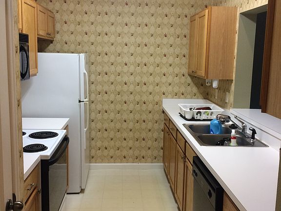 2nd image of 4881 Cypress Woods Dr APT 3202