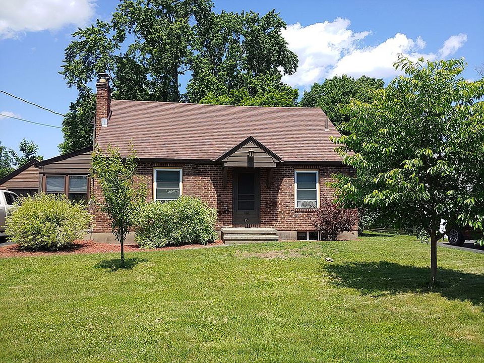 1st image of 15 Witbeck Dr