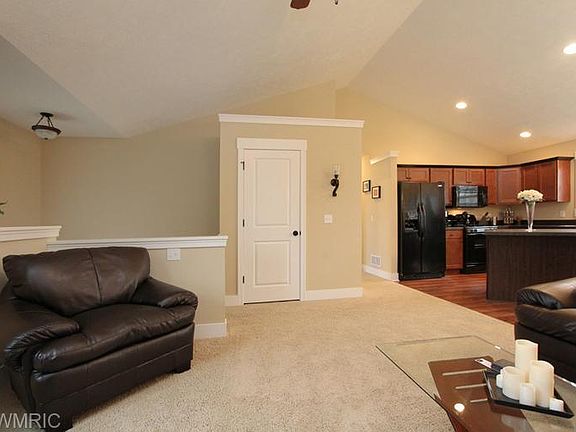 4th image of 5050 Alyssum Dr SE