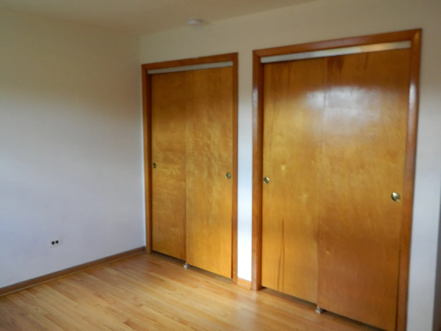 3 bed, 900 sqft, $2,500 — Photo 4