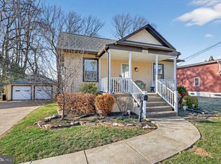 1907 Pershing Ave, Morton, PA 19070