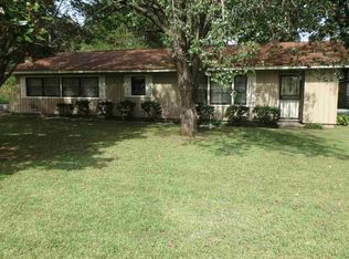 303 Carpenter St, Utica, MS 39175