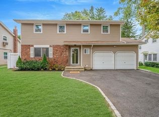 2280 New York Ave, Huntington Station, NY 11746