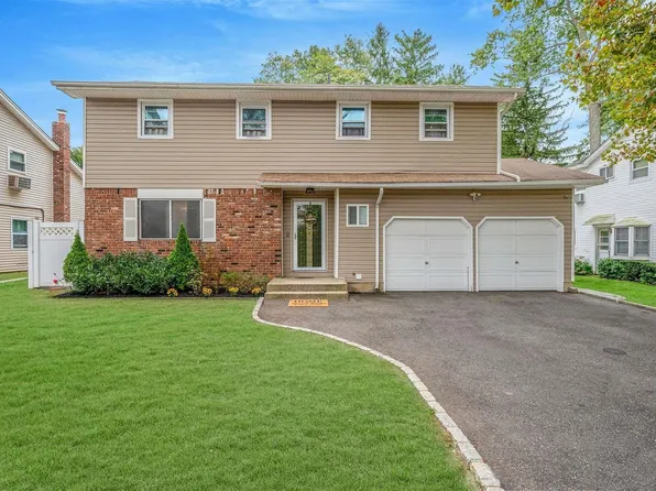 2280 New York Avenue, South Huntington, NY 11746