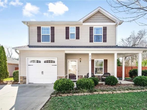 2706 Stonefield Crossing Dr, Winston Salem, NC 27107