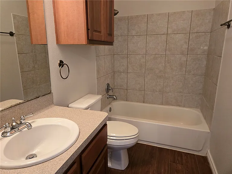 1425 W Villa Maria Rd #603 — Photo 7