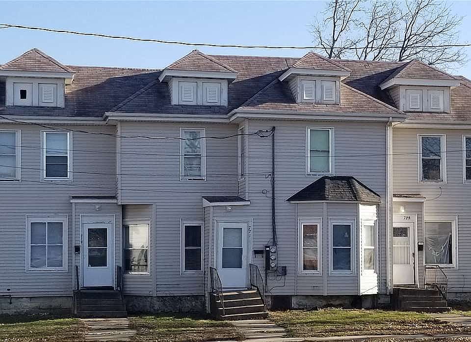 1st image of 719 W 5th St