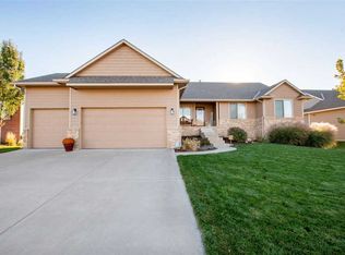4114 N Rutgers Cir, Maize, KS 67101