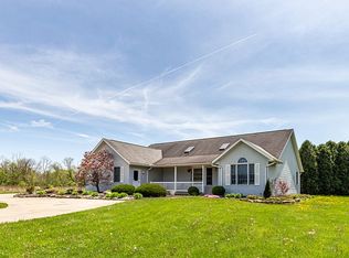 6750 Grafton Rd, Valley City, OH 44280