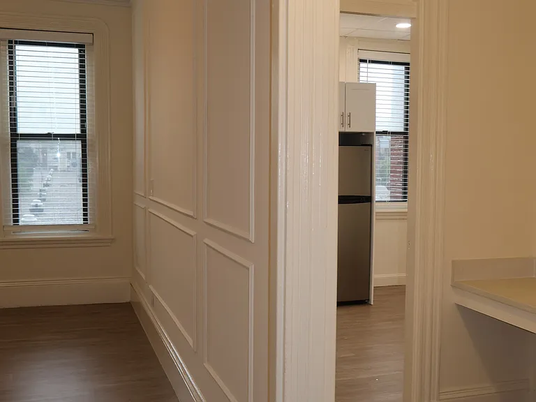 1 Cumberland St #5 — Photo 9