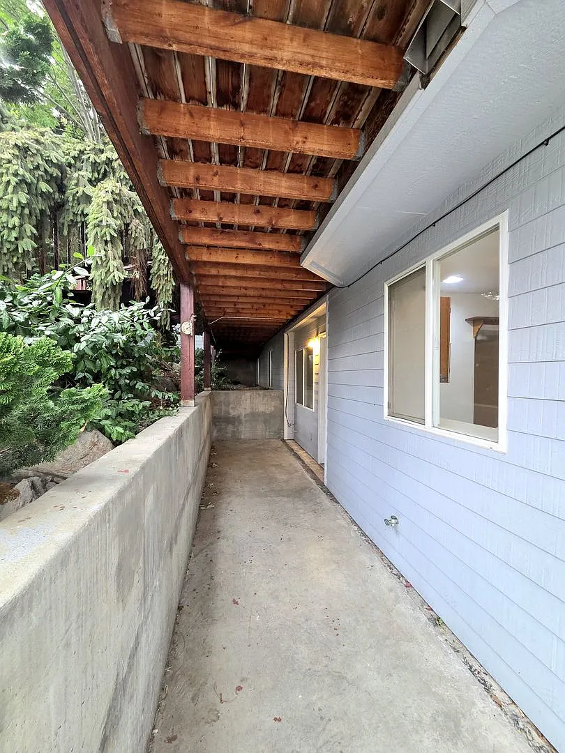 A Hidden Retreat with a Truly Magical Backyard! — Photo 4
