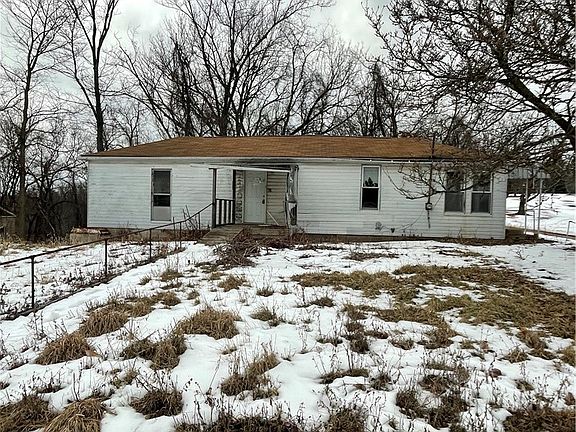 2nd image of 88 Ridge Rd