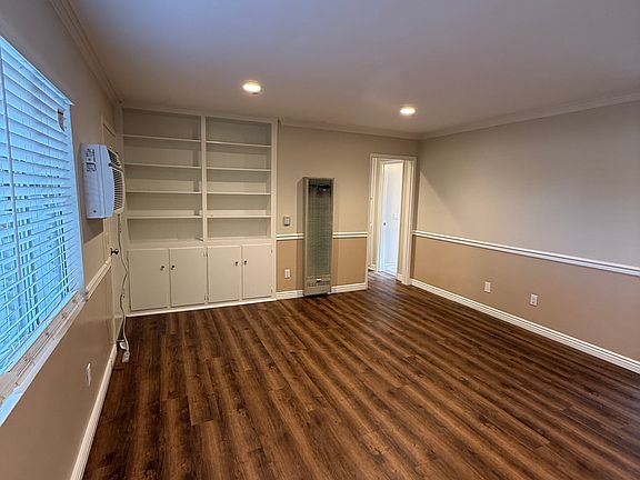 5th image of 737 E Pine St APT 6