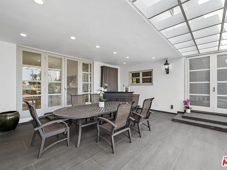 910 N Crescent Dr — Photo 27