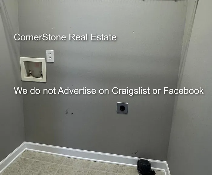 921 Kensington Park Rd — Photo 17