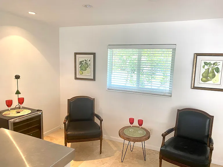 1120 SW 15th St — Photo 10