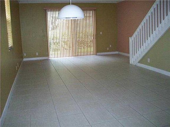 2nd image of 1962 Madeira Dr