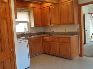 9 Irving St #2, Spencer, MA 01562