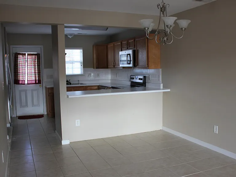 9321 Line Dr — Photo 13