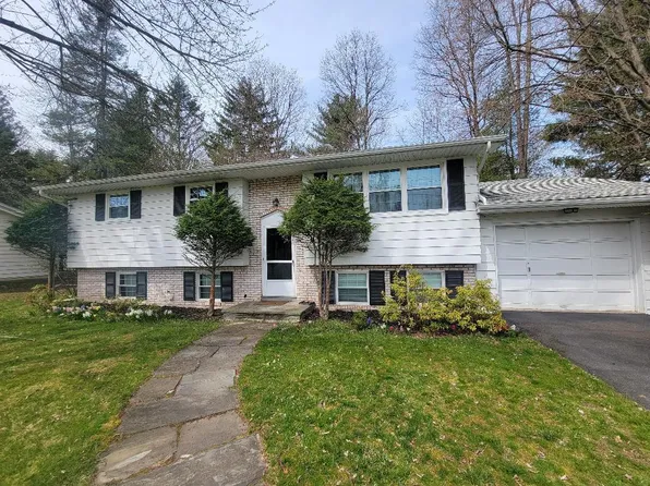 1079 Bunn Hill Rd, Vestal, NY 13850