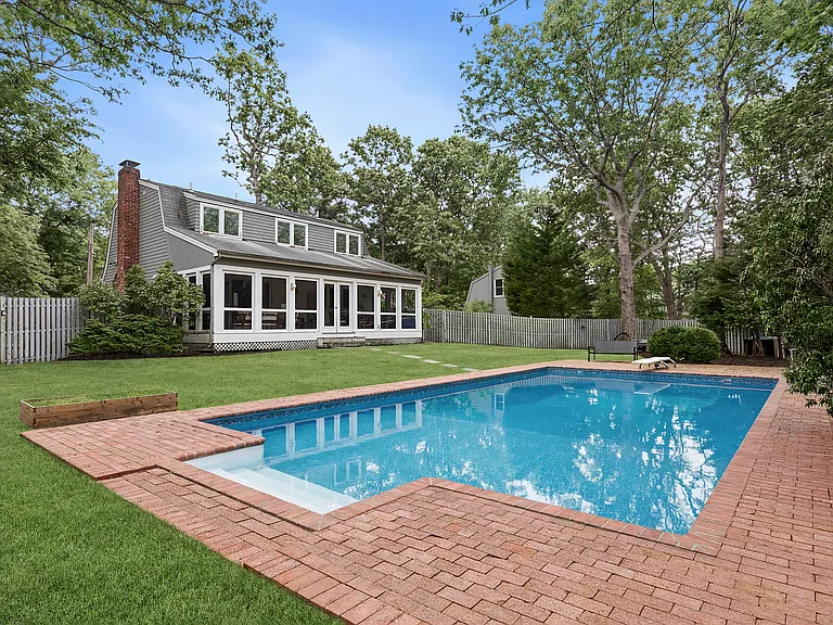 687 Accabonac Rd — Photo 16