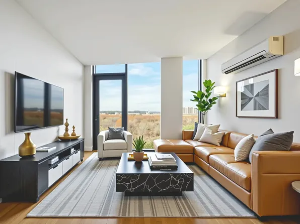 1890 Pelham Parkway South image 1 of 16