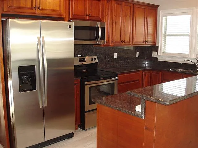 5300 Paris Ave — Photo 5