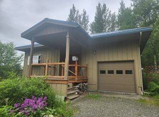4450 N Pinnell Cir #B, Palmer, AK 99645