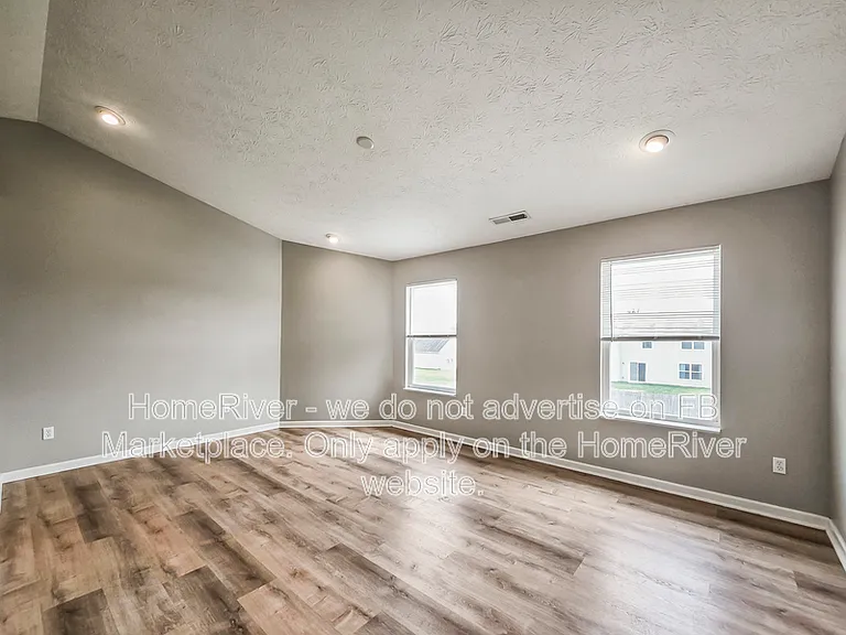 7905 Housefinch Ln — Photo 12