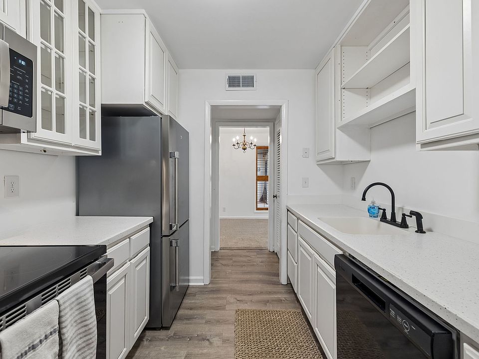 1st image of 2116 Hobbs Rd APT N11