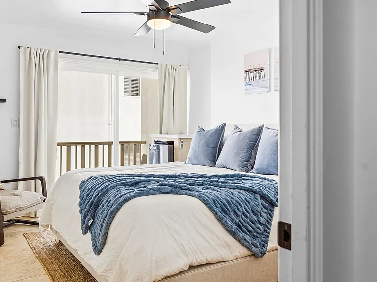 1311 La Palma St #7 — Photo 10