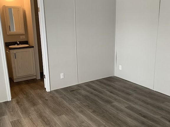 3rd image of 47 Bluebird Hill Dr #205