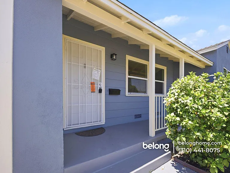 8133 Gentry Ave — Photo 23
