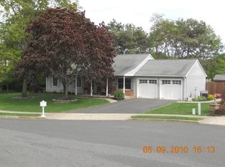 10 Leeds Ct, Brick, NJ 08724