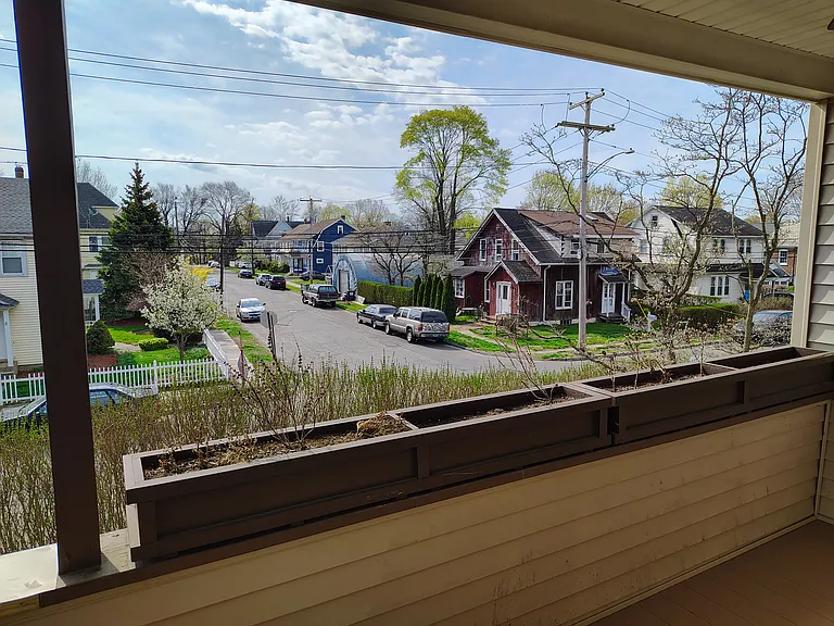 45 Ardmore St — Photo 2
