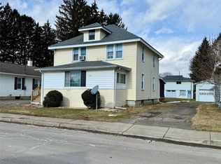 313 Jennings St, Endicott, NY 13760