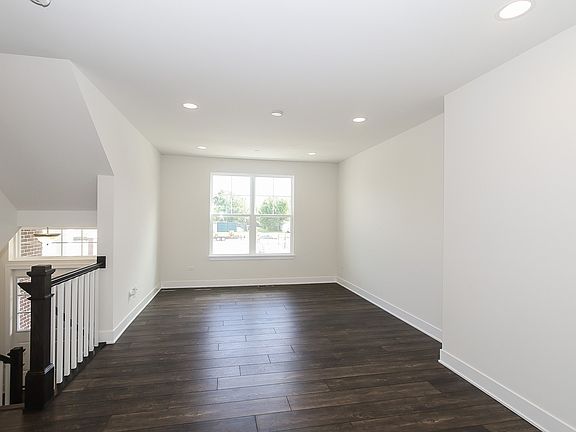 4th image of 437 Ashley Ave Lot 17.04