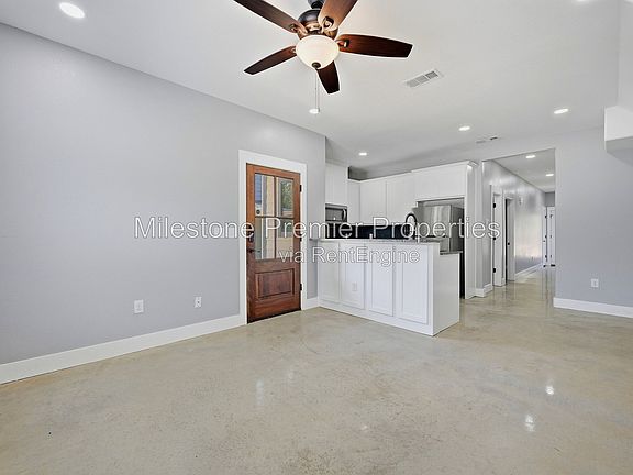 5th image of 1315 S 5th Ave