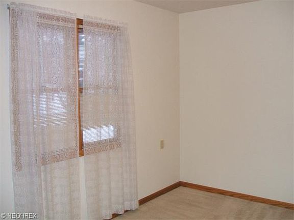 4th image of 441 Georgiana Way