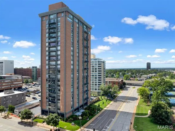 200 S Brentwood Blvd APT 14C, Saint Louis, MO 63105