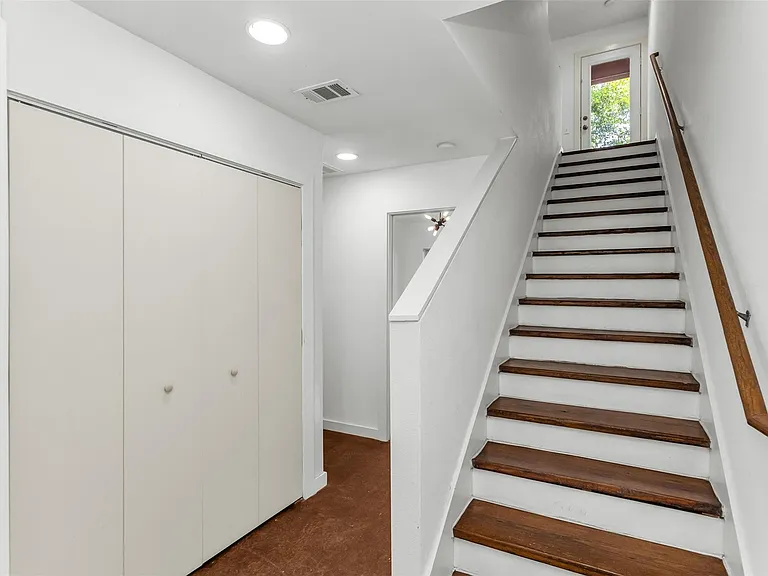 1429 Caddo St #B — Photo 3